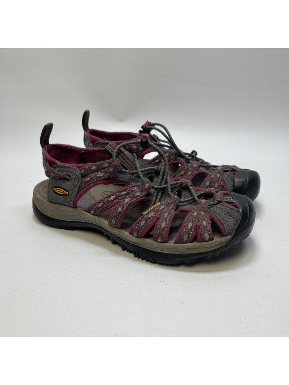 Keen Sandals Womens Size 8 US Hiking Magnet Sangria Pink / Gray Waterproof